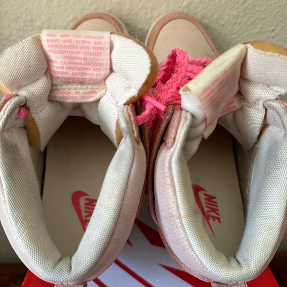 Nike Dunk High Pink Uptown Sneakers - Picture 4 of 10